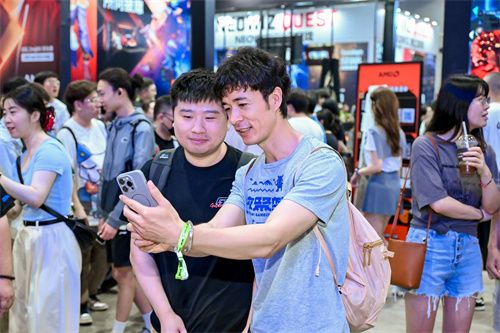 SNK北京核聚变收官 Mok获赛段冠军直通EWC