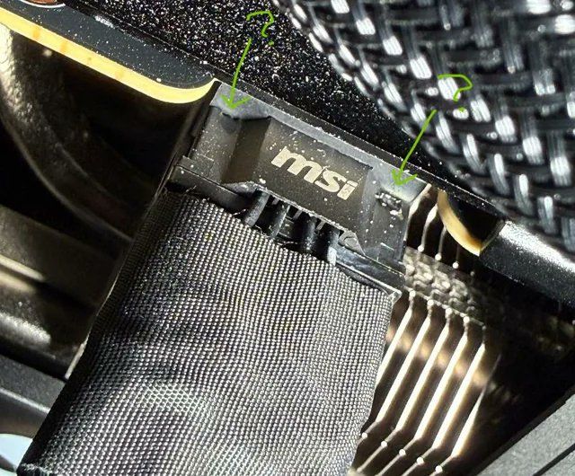 RTX5090又曝烧毁事故!电源适配器熔化后牢牢粘住GPU RTX5090又曝烧毁事故!电源适配器熔化后牢牢粘住GPU