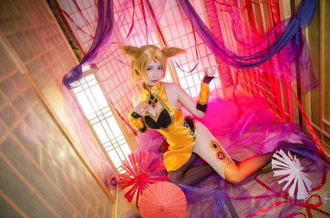 王者荣耀妲己绝美COS图集 少女阿狸惊艳COS图集分享