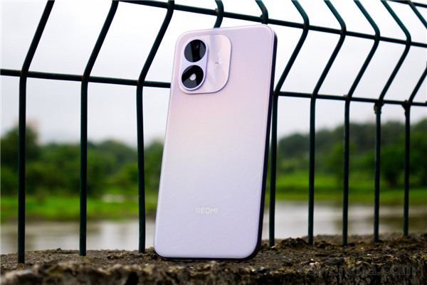 REDMI Note 17登陆印度：7英寸巨屏+8000mAh电池 2000元起售