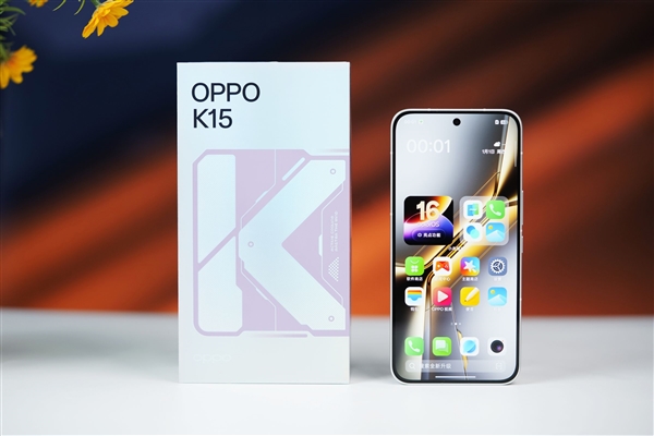 自带散热风扇、IP69防水!OPPO K15图赏 首款双金标万毫安手机!OPPO A7 Pro Max图赏